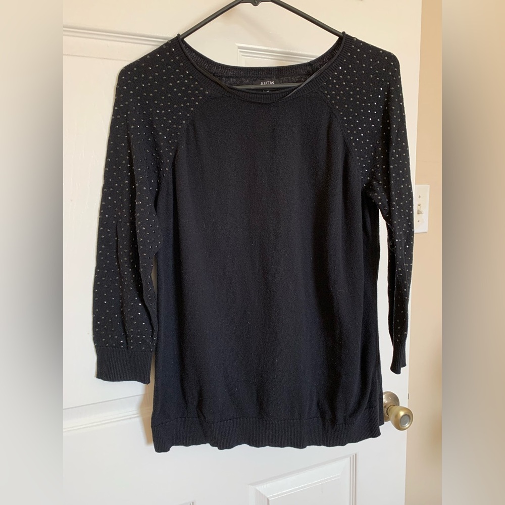 Women’s Black long sleeve shirt